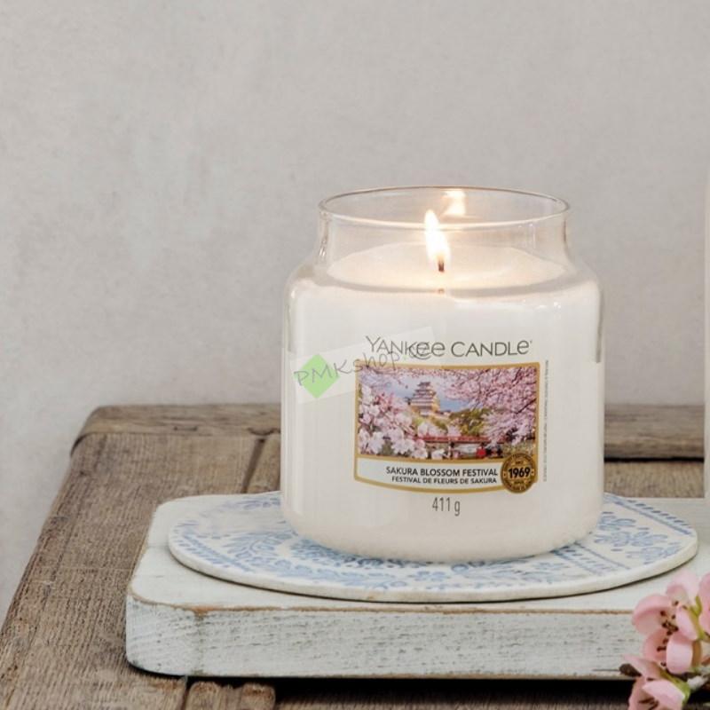 Yankee Candle střední vonná svíčka classic Sakura Blossom Festival