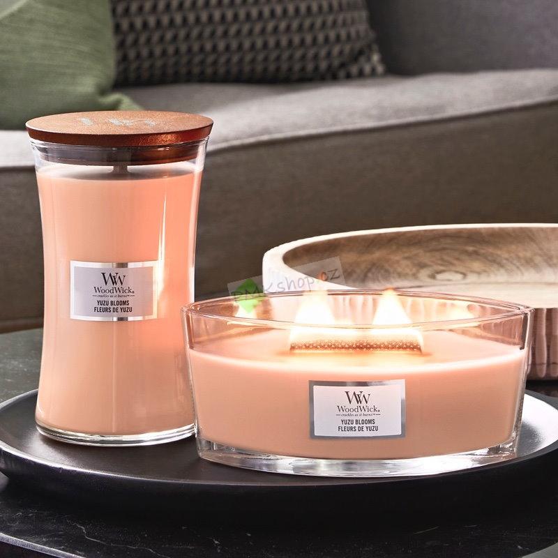 WoodWick velká vonná svíčka Yuzu Blooms