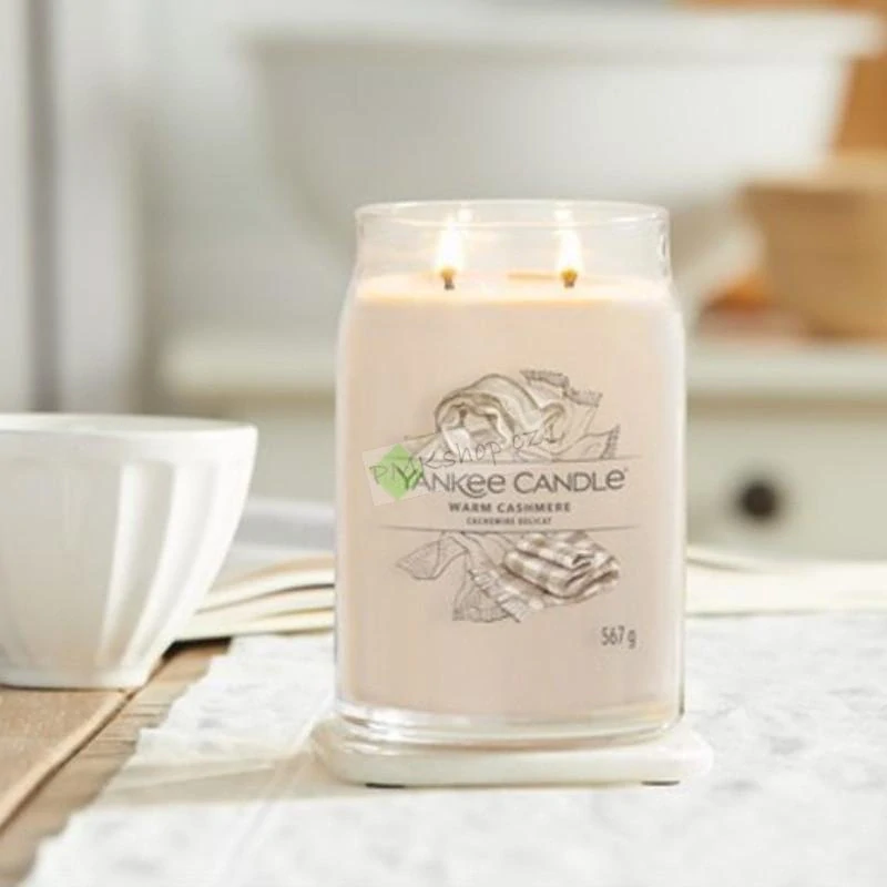 Yankee Candle Signature velká vonná svíčka Warm Cashmere