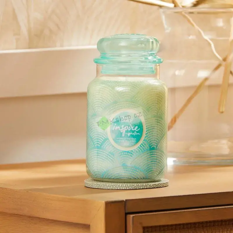 Yankee Candle velká vonná svíčka classic Inspire Scent of the Year 2022