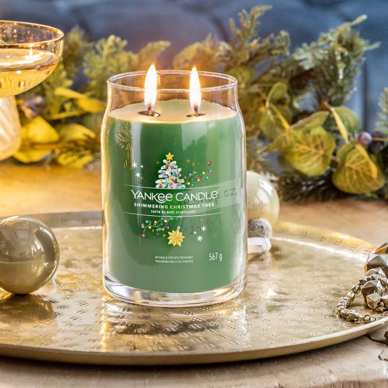 Yankee Candle Signature velká vonná svíčka Shimmering Christmas Tree