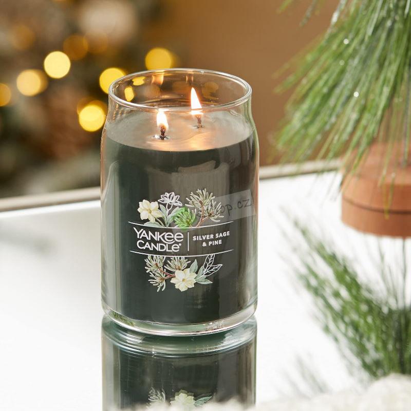 Yankee Candle Signature velká vonná svíčka Silver Sage & Pine