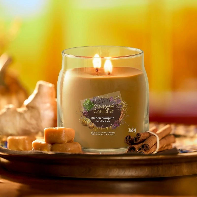 Yankee Candle Signature střední vonná svíčka Golden Pumpkin