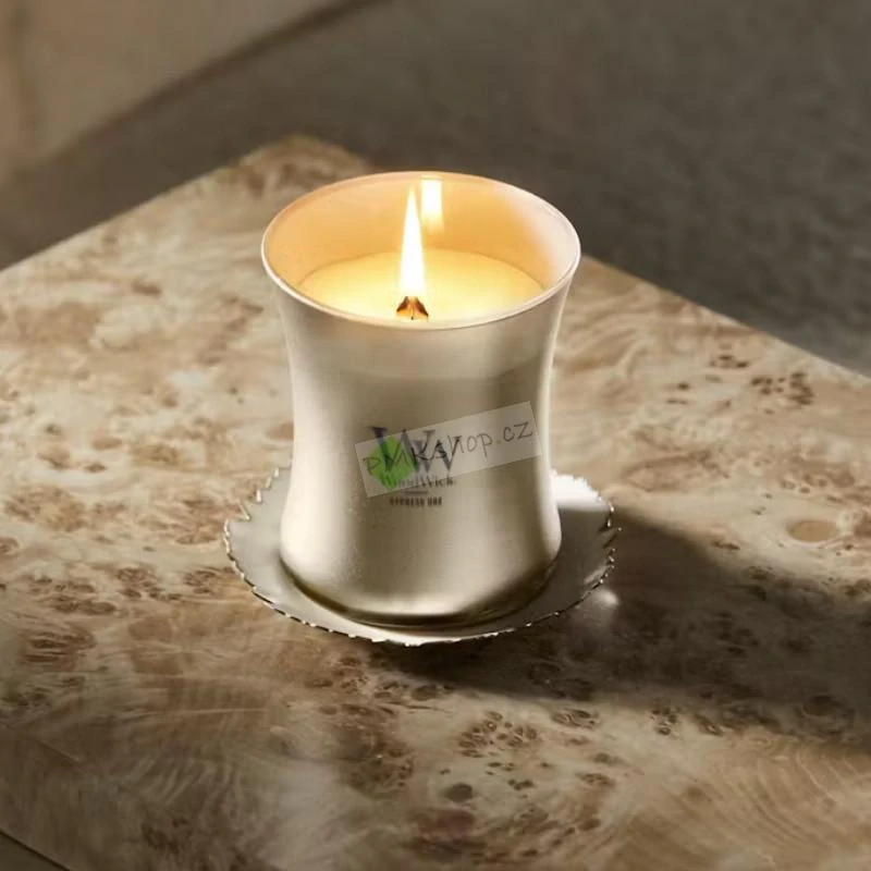 Woodwick střední vonná svíčka Precious Metals Cypress Ore