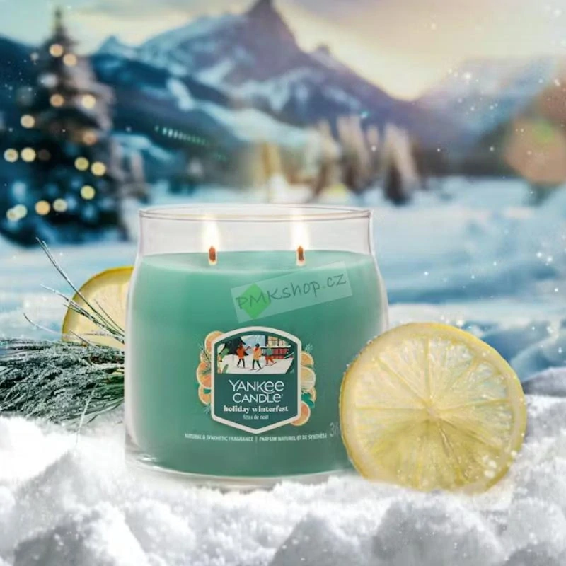 Yankee Candle Signature střední vonná svíčka Holiday Winterfest