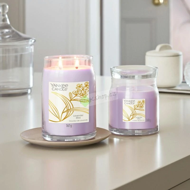 Yankee Candle Signature velká vonná svíčka Lavender Bliss