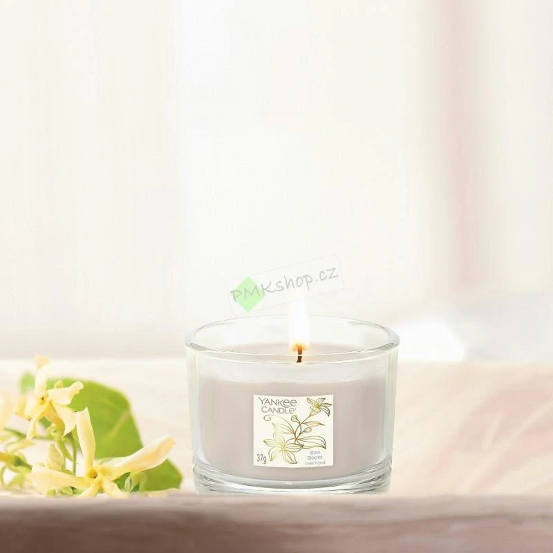 Yankee Candle votivní vonná svíčka ve skle Slow Bloom